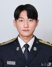본문 이미지 - 부산진소방서 이상훈 소방관. (부산소방재난본부 제공. 재판매 및 DB 금지)