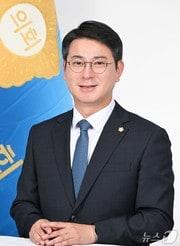본문 이미지 - 최윤성 울주군의원.(울주군의회 제공. 재판매 및 DB 금지) /뉴스1