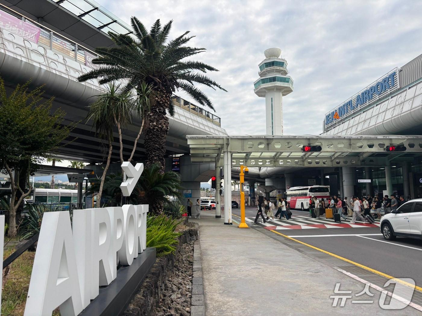 본문 이미지 - 제주국제공항.2026.9.23 ⓒ 뉴스1 홍수영 기자