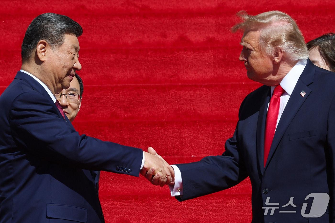 본문 이미지 - US-PRESIDENT-TRUMP-HOSTS-CHINESE-PRESIDENT-XI-JINPING-FOR-A-STAT ⓒ AFP=뉴스1
