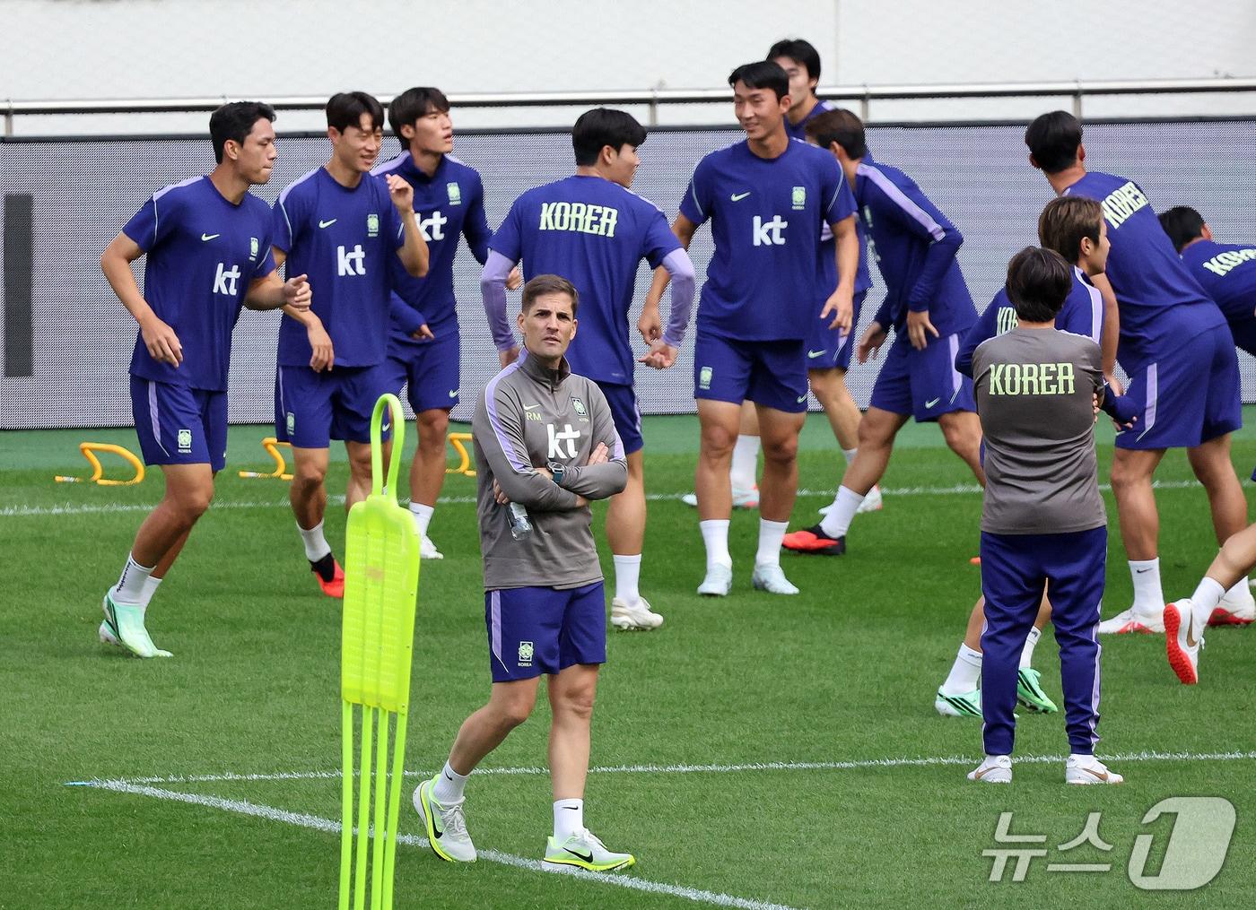 본문 이미지 - 로베르트 모레노 대한민국 축구대표팀 감독. ⓒ 뉴스1 김진환 기자