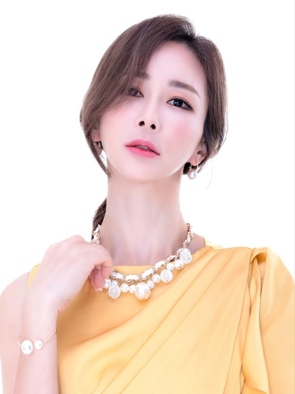 본문 이미지 - 가수 배진아/ 사진제공=다미엔터테인먼트