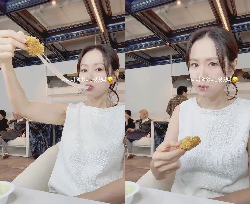 본문 이미지 - 손예진 SNS 영상 갈무리