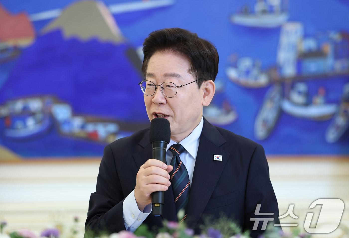 본문 이미지 - 이재명 대통령이 4일 청와대에서 열린 시민사회 초청 간담회에서 발언하고 있다. 2026.9.4 ⓒ 뉴스1 허경 기자