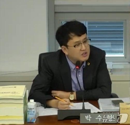 본문 이미지 - 4일 박수형 전북도의원이 대표 발의한 '청년 미래 산업 인재 육성 및 도전 지원 조례안'이 상임위 심사를 통과했다.(의회제공. 재판매 및 DB제공)2026.9.4/뉴스1