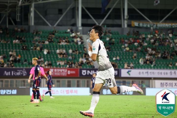 본문 이미지 - K리그2 서울이랜드 FC의 안주완. (한국프로축구연맹 제공)