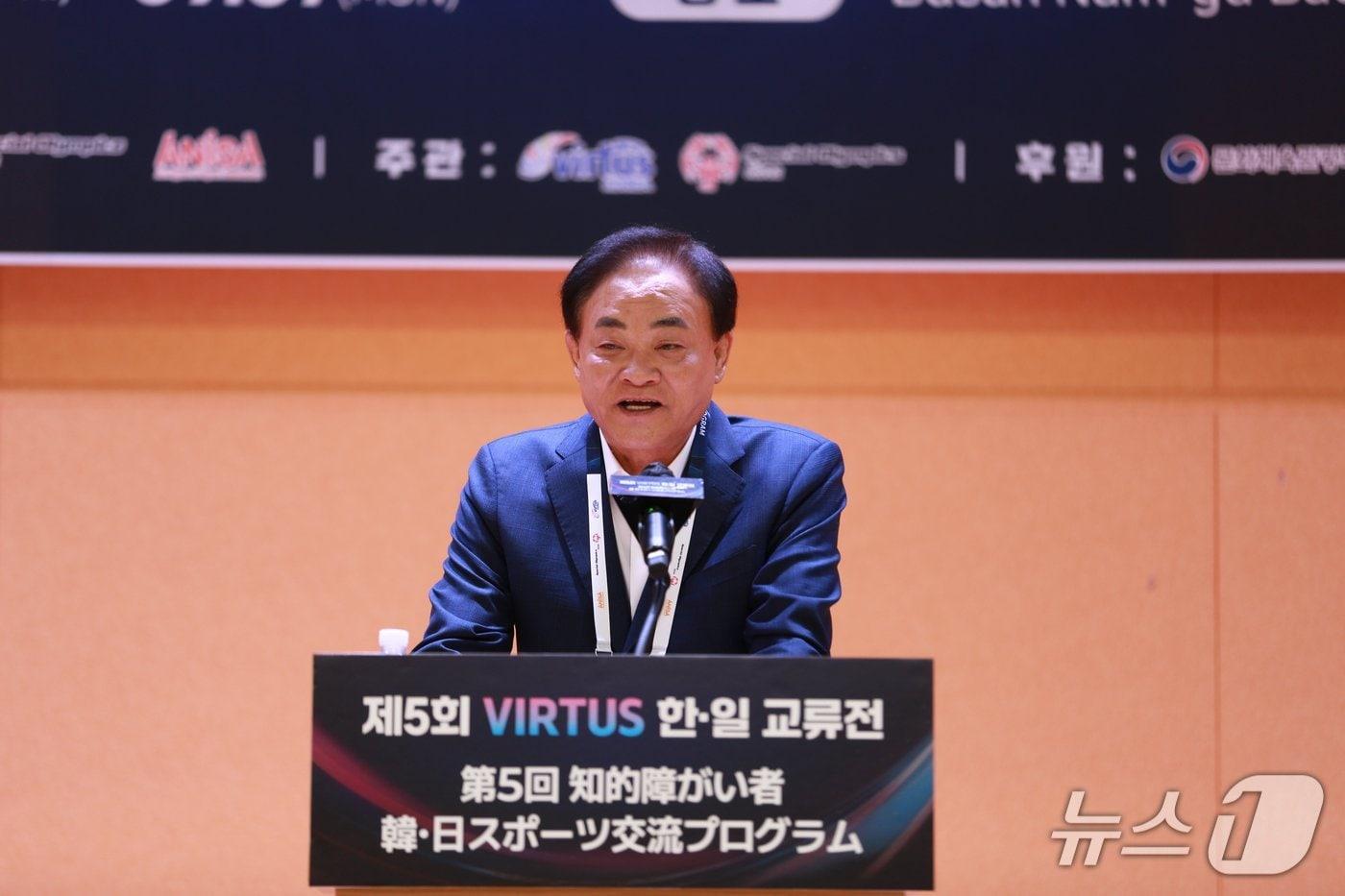 본문 이미지 - 임준택 스페셜올림픽코리아 부산 회장이 5일 '제5회 VIRTUS 한·일 교류전' 개막식에서 인사말을 하고 있다. 2026.9.5뉴스1 ⓒ News1 임순택 기자