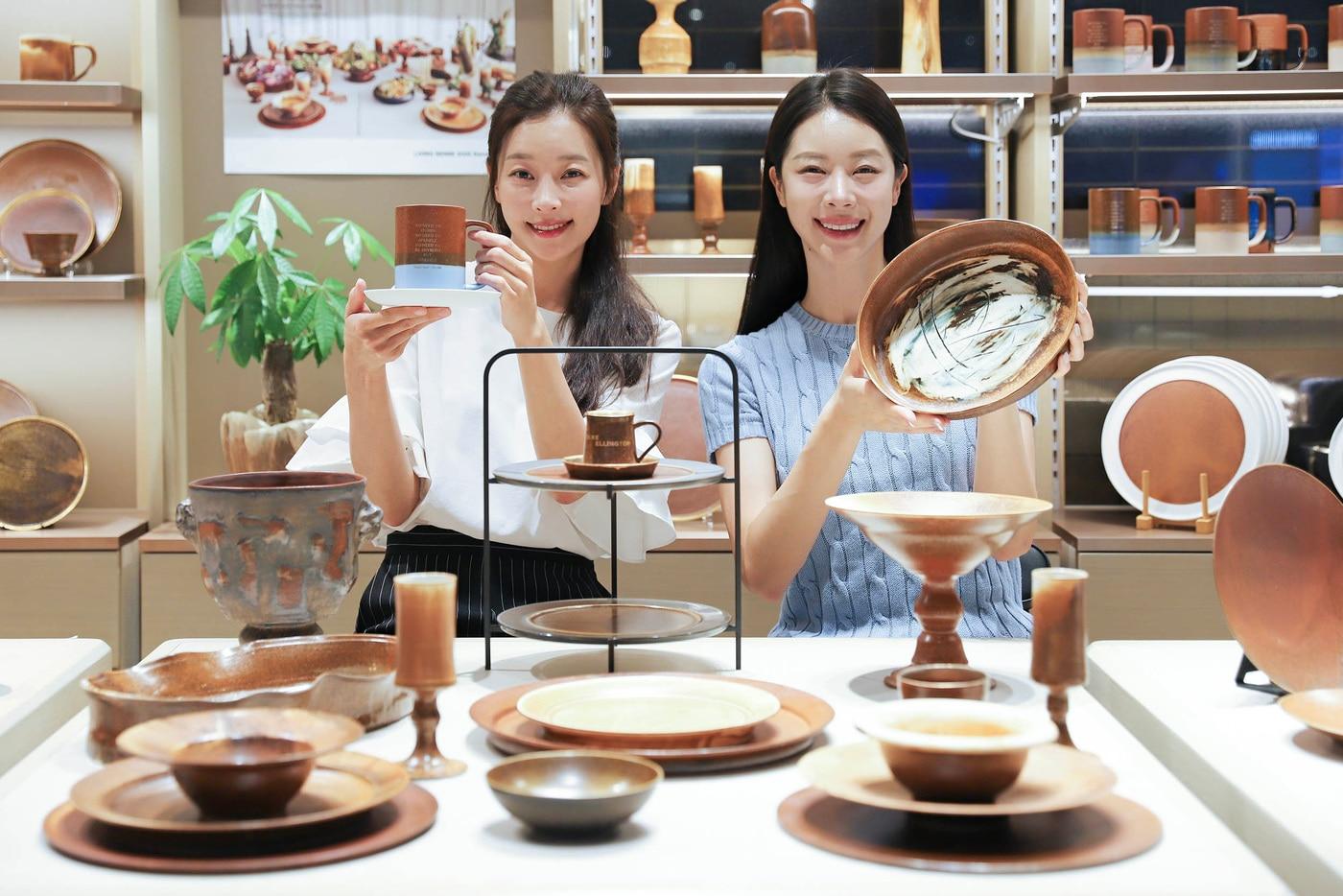 본문 이미지 - 신세계백화점 강남점에서 열린 김남희 크라프트 팝업(신세계백화점 제공)