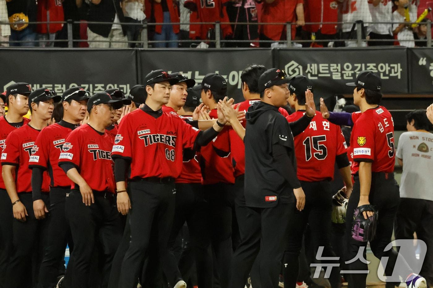 본문 이미지 - 9일부터 '천적' NC 다이노스와 홈 2연전을 치르는 KIA 타이거즈. ⓒ 뉴스1 김태성 기자