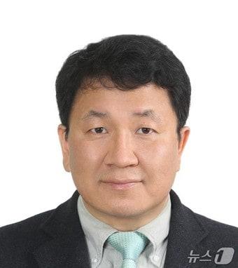 본문 이미지 - 이윤제 명지대학교 법학과 교수(행정안전부 제공)