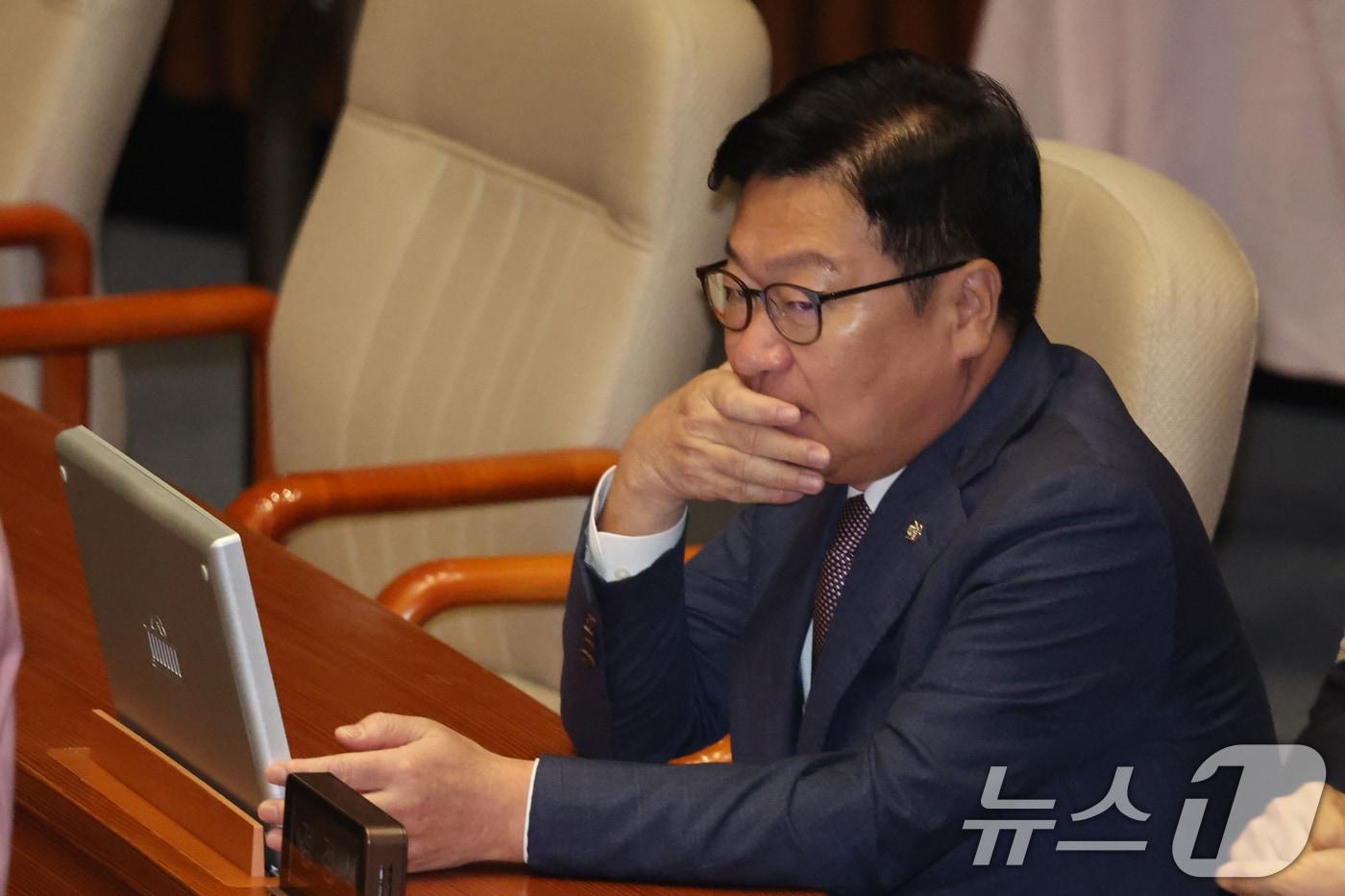 본문 이미지 - 정점식 국민의힘 원내대표가 7일 오전 서울 여의도 국회에서 열린 제439회국회(정기회) 제3차 본회의에 자리하고 있다. 2026.9.7 ⓒ 뉴스1 황기선 기자