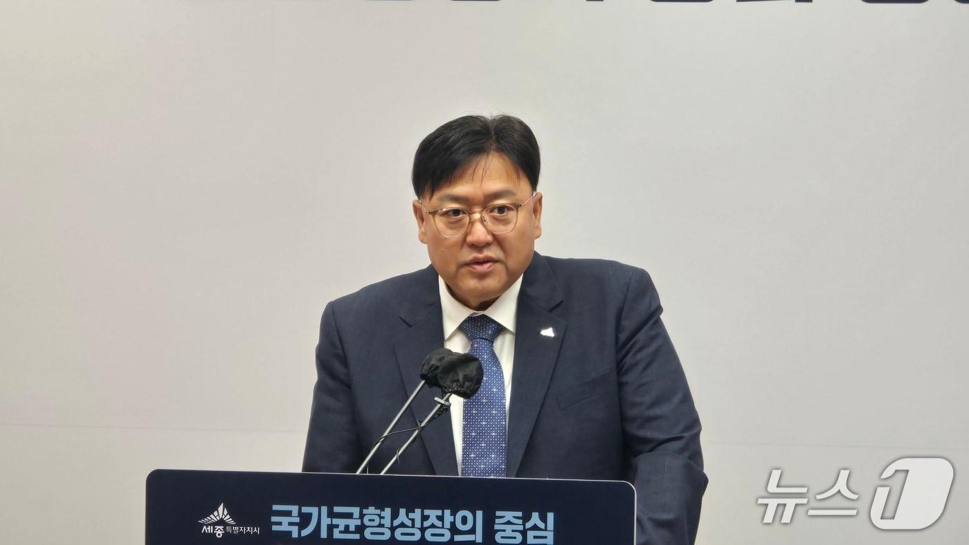 본문 이미지 - 기자간담회하는 조상호 세종시장. / 뉴스1