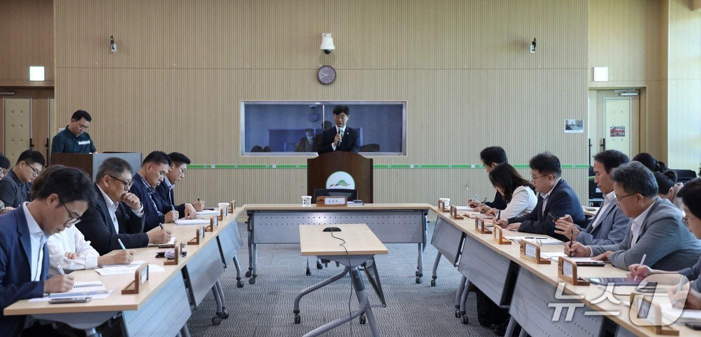 본문 이미지 - 한국수목원정원관리원은 7일 국립세종수목원에서 '9월 임직원 소통의 날'을 열고 적극행정과 청렴문화 강화 방안을 공유했다.(한국수목원정원관리원 제공. 재판매 및 DB금지)2026.9.7/뉴스1