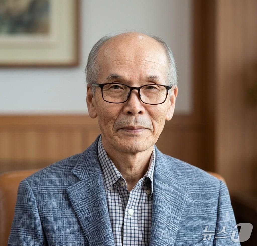 본문 이미지 - 소설가 이동하 (제공=대한민국예술원)/뉴스1