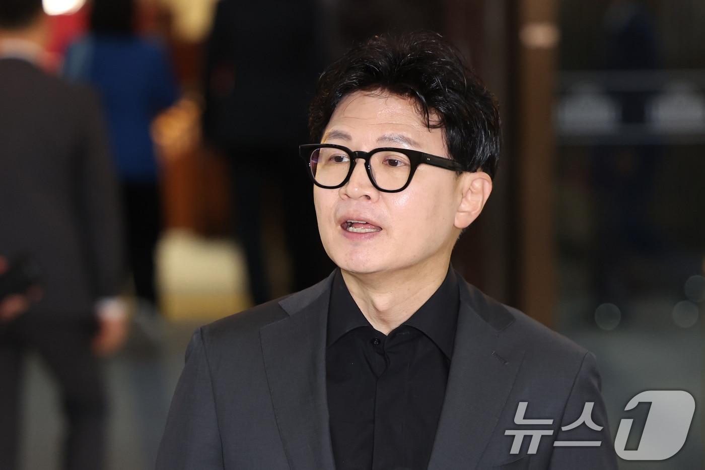 본문 이미지 - 한동훈 무소속 의원이 8일 오전 서울 여의도 국회에서 김승원 법무부 장관 후보자 의혹과 관련해 발언을 하고 있다. 2026.9.8 ⓒ 뉴스1 황기선 기자