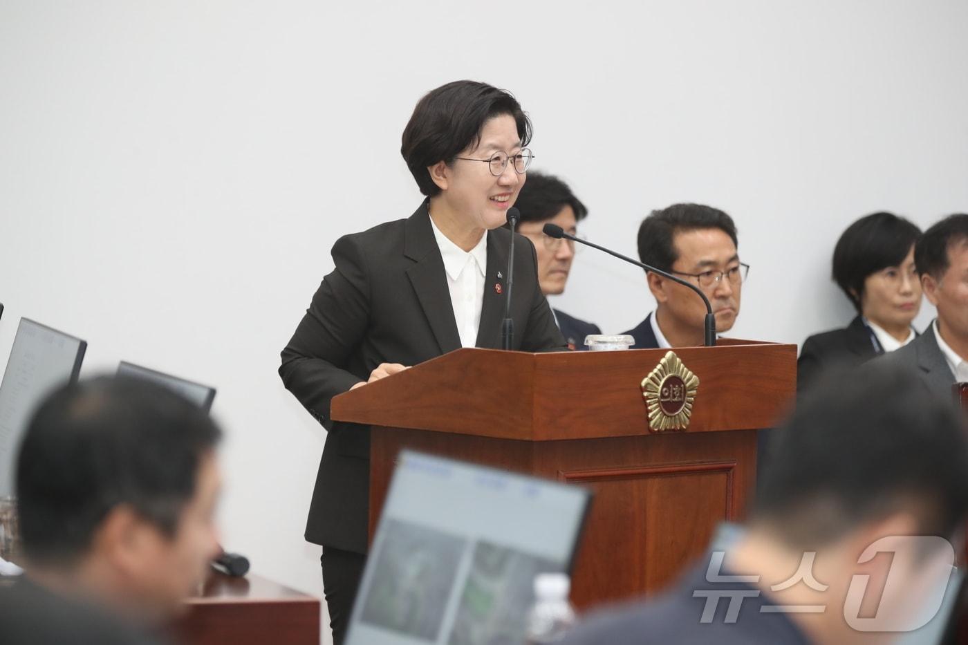 본문 이미지 - 고의숙 제주특별자치도교육감이 8일 오전 제주도의회 본회의장에서 열린 제454회 제주도의회 제1차 정례회 제5차 본회의(교육행정질문)에서 발언하고 있다. (제주도의회 제공. 재판매 및 DB 금지) 2026.9.8/뉴스1 