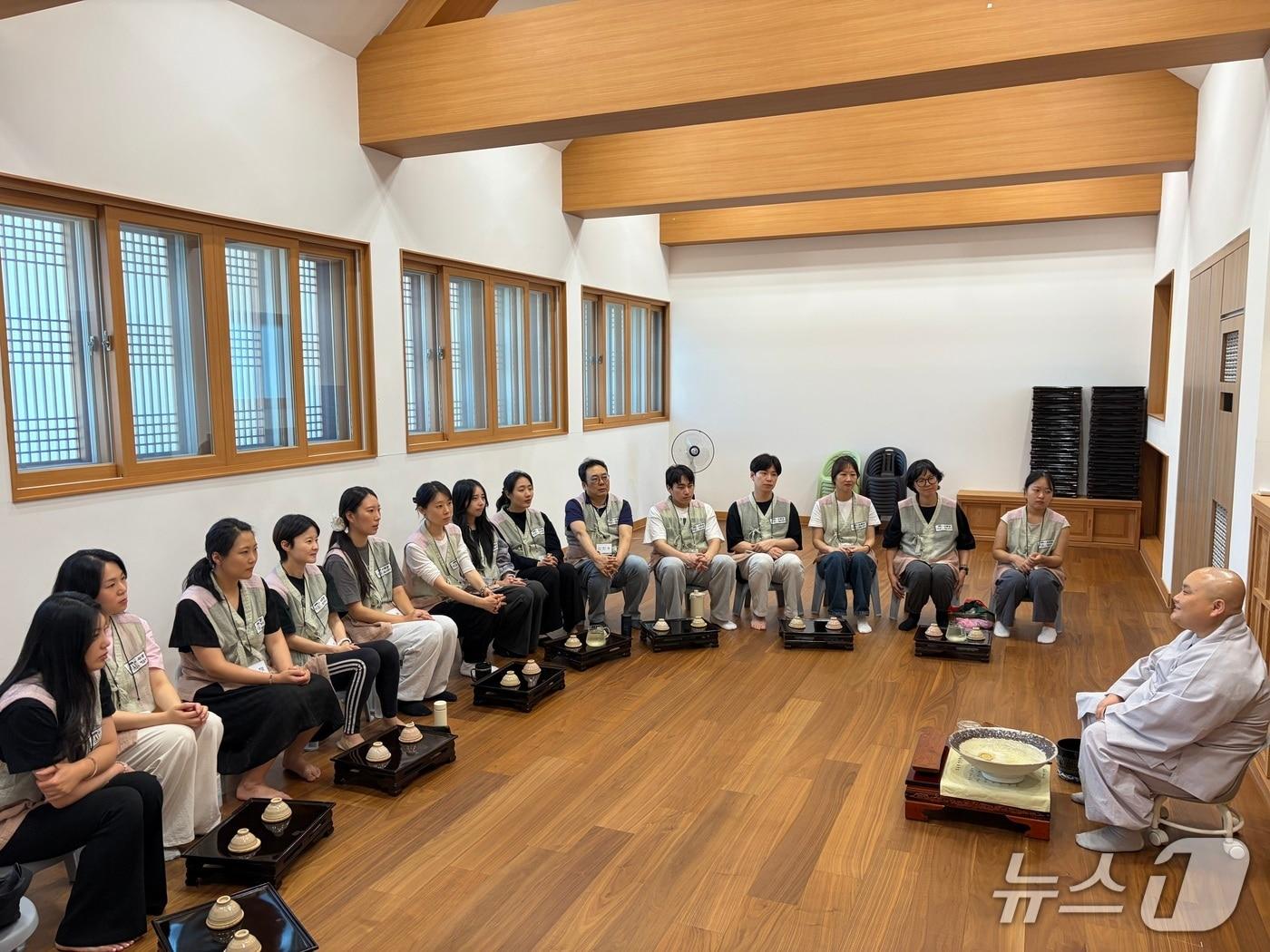 본문 이미지 - 2026 작가 & 크리에이터 템플스테이 마음의 쉼표, 창작의 숨결(제공=대한불교조계종)/뉴스1