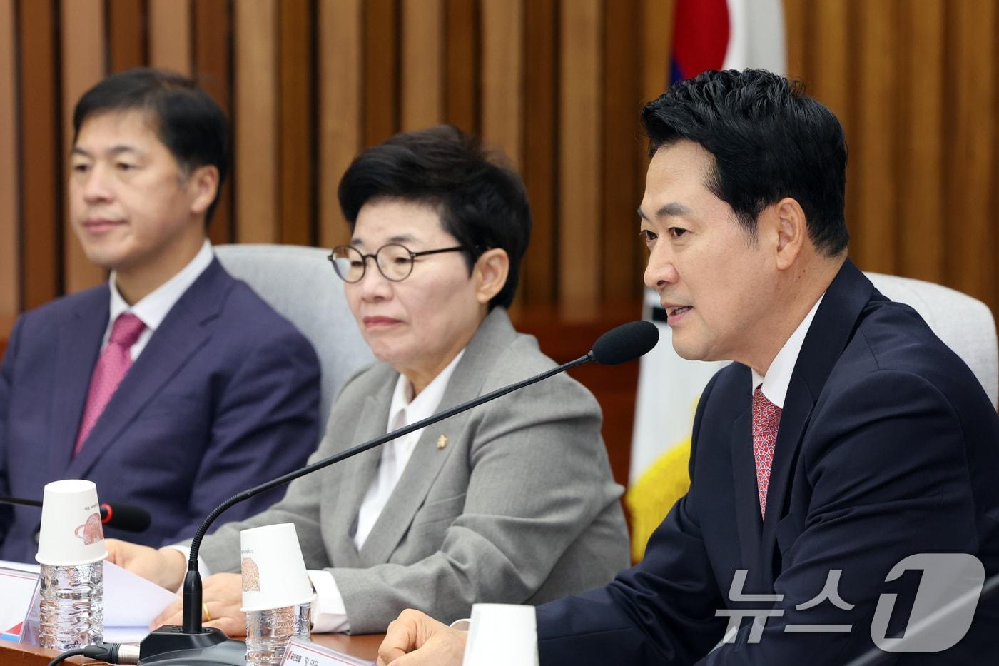 본문 이미지 - 장동혁 국민의힘 대표가 9일 오전 서울 여의도 국회에서 열린 '국민안전-경찰 수사종결권 통제 · 개선 토론회'에서 인사말을 하고 있다. 2026.9.9 ⓒ 뉴스1 황기선 기자