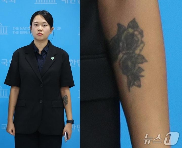 본문 이미지 - 김진서 기본소득당 부대변인이 7일 서울 여의도 국회 소통관에서 용혜인 성평등가족부 장관 후보자 의혹과 관련한 질의에 답변하고 있다. ⓒ 뉴스1 신웅수 기자