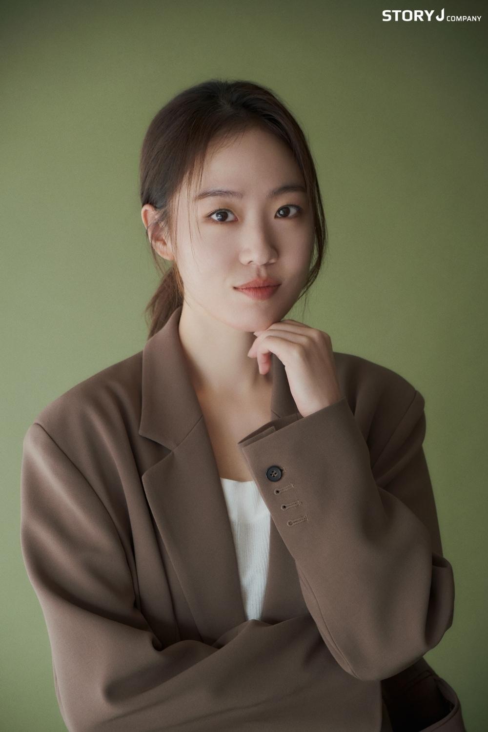 본문 이미지 - 배우 주민경 / 스토리제이컴퍼니
