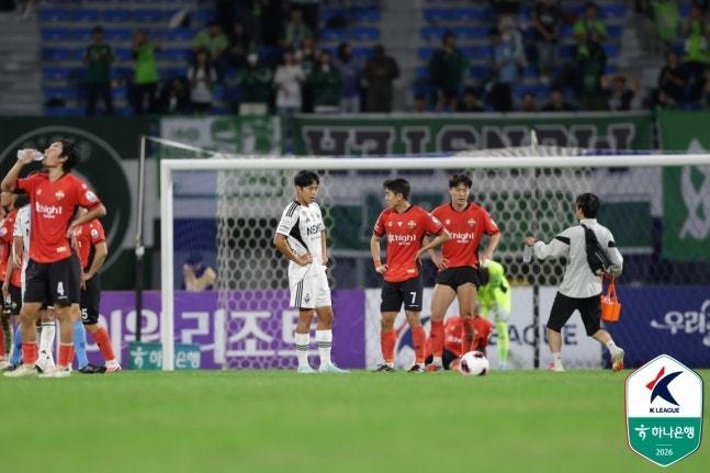 본문 이미지 - K리그1 전북이 강원과 1-1 무승부를 거뒀다.(한국프로축구연맹 제공)