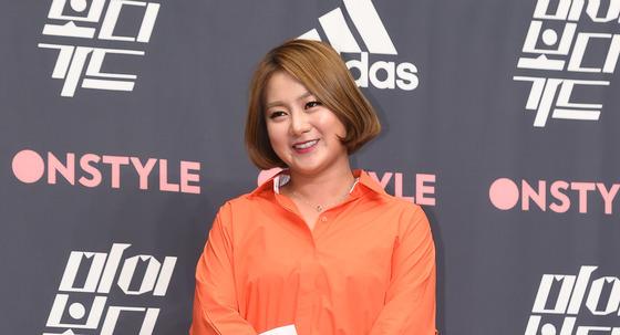 "뇌 멈췄냐? 납작 기어도 부족" 박나래 입장문에 변호사 탄식