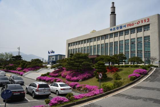 '시나위 보컬' 김바다, 대마 소지·흡입 혐의 체포…혐의 인정