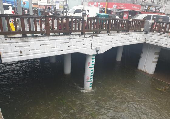 태풍 때마다 '범람위기' 산지천 남수각…복개구조물 철거 다시 시동