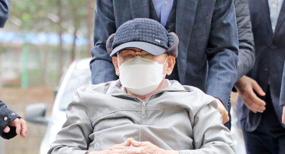 檢, 신천지 유착 '교주 이만희' 정조준…국힘 가입 지시했나