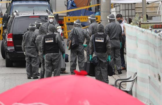 [인터뷰]감염병 탐정 '역학조사관'…"에어컨 공기 분석해 확산 막았죠"