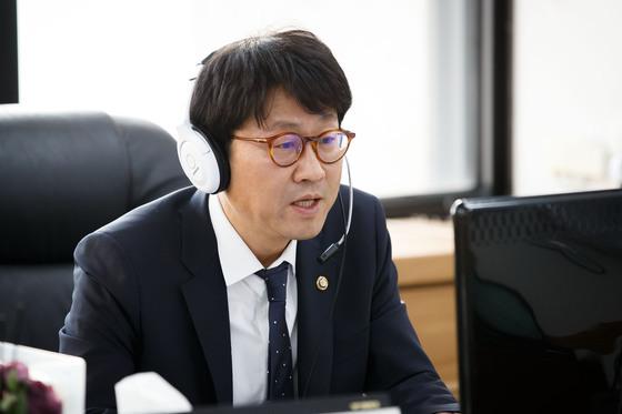 두나무, 금융관료·AI 전문가 이사회 전면 배치…사실상 첫 사외이사 체제