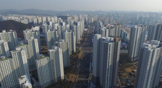 강남 주춤하자 비규제지역 들썩…권선·동탄 상승폭 확대