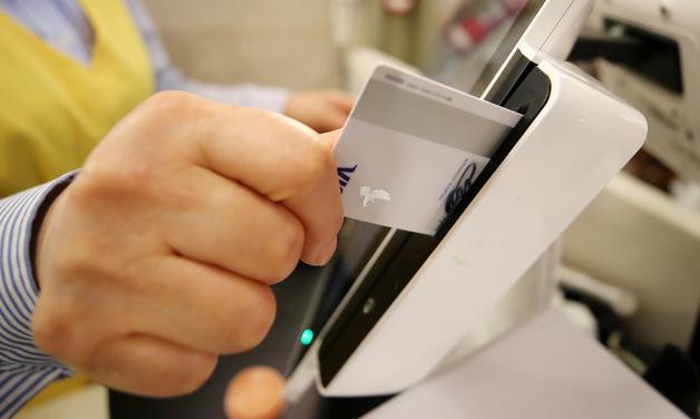 상반기 카드 이용액 일평균 3.5조 원…42%가 비대면 결제