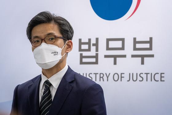 '항소포기 관여' 박철우, 중앙지검장에…내부 수습인가, 기강잡기인가