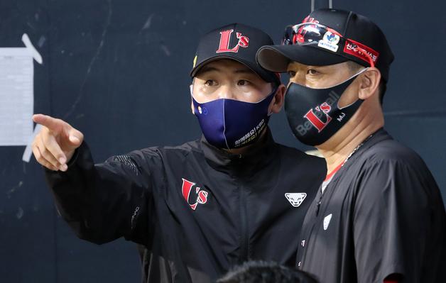 [인터뷰] '롯데행' 김민재 코치 "SSG에 죄송…부산 야구 흥행에 일조할 것"