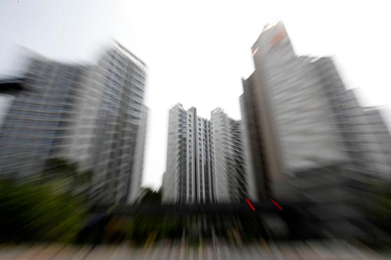 아르테온 '공공보행로' 갈등 한 달째…주민·인근 단지 대립 계속