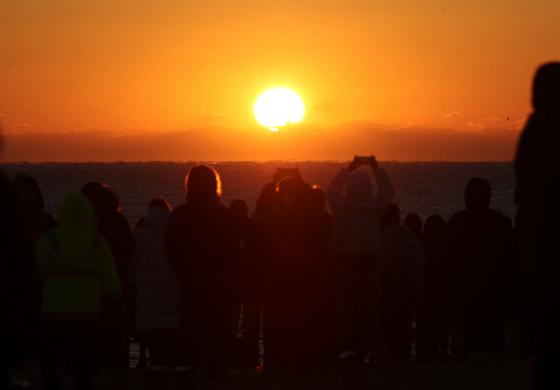 '일출 1번지' 울산 간절곶서 해맞이 행사…드론쇼·불꽃쇼도
