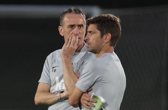 '빌드업 축구+팀 중시' 누구와 닮은 듯…제주 코스타 감독의 홀로서기