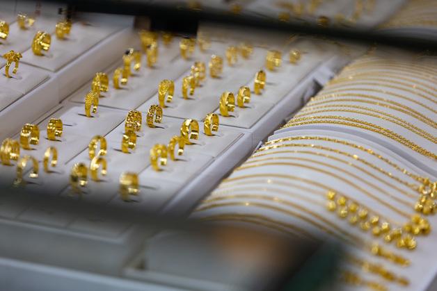 은행에 '金' 맡기고 '이자' 받는 세상 열렸다…하나은행의 '혁신 아이디어'