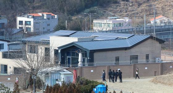 박근혜 대구 사저, 가세연에 가압류…법원 "10억 청구 인용"