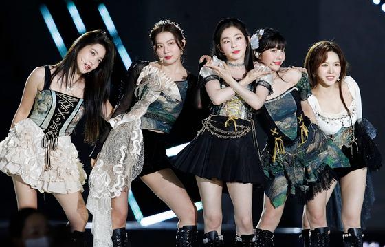 레드벨벳, 8월 컴백 확정…2년 2개월 만에 완전체로 귀환