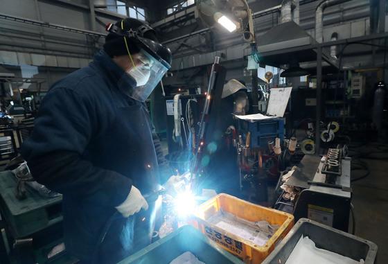 "쉬지 않고 노력하자"…중기업계 선정 2026년 사자성어 '자강불식'