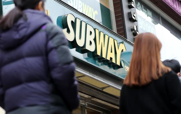 써브웨이 랍스터 접시 1급 발암물질 카드뮴 검출…"전량 회수"