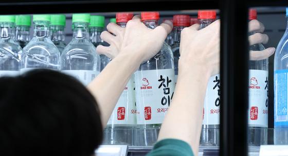 "빨뚜는 취침주죠"…주류 소비, 흑백요리사 변곡점 될까