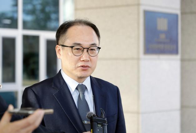 특검, '檢 부실 수사 의혹' 관련 이원석 전 검찰총장 오늘 소환 