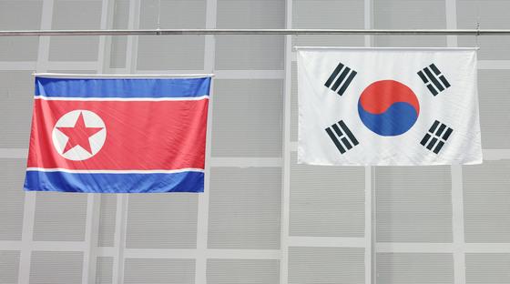 8개 국가 국민들 "북핵은 위협 요인, 남북 통일은 어려워"