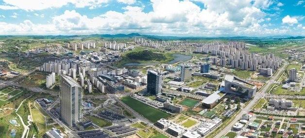 "2차 공공기관 온다" 도시 완성 기대 부푼 나주 빛가람혁신도시