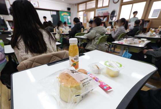 울산 학교비정규직 5일 총파업에 학교 90곳 급식 차질 예상
