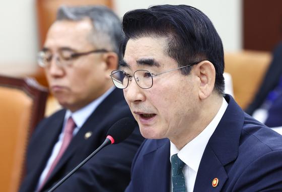 法, 김용현·여인형에 추가 구속영장 발부…"증거인멸 염려"