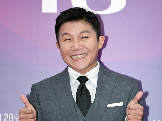 조세호 측 "조폭 연루설 사실무근…허위사실 유포 법적 대응" [공식]